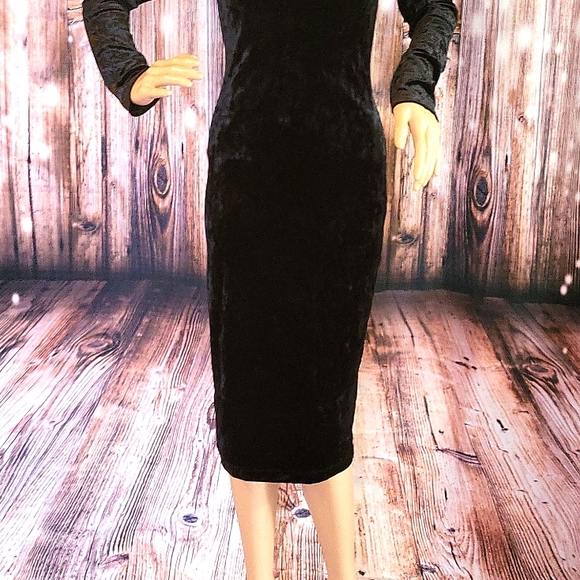 BCBGENERATION Women's Velvet Of The Shoulder Long Sleeve Midi Dress Size S - Picture 2 of 11